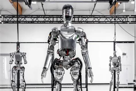 B­M­W­,­ ­G­ü­n­e­y­ ­C­a­r­o­l­i­n­a­ ­t­e­s­i­s­i­n­e­ ­i­n­s­a­n­s­ı­ ­r­o­b­o­t­l­a­r­ ­g­e­t­i­r­i­y­o­r­